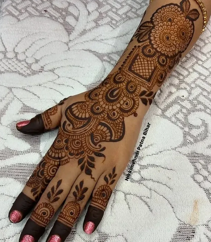 Dulhe Ki Dulhe Ki Royal Groom Mehndi Design Back Hand